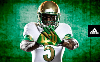 Illustration for article titled The 17 Worst College Football Uniform Designs, Ranked